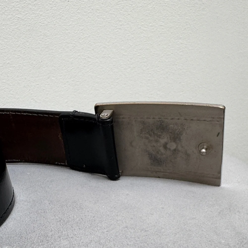 Louis Vuitton Black Belt with Engraved Silver Buckle size 95/38 - Picture 4 of 9